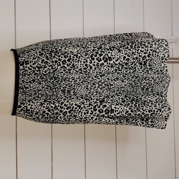 WORTHINGTON size 8 midi skirt cheetah print minor pleating - Picture 1 of 7